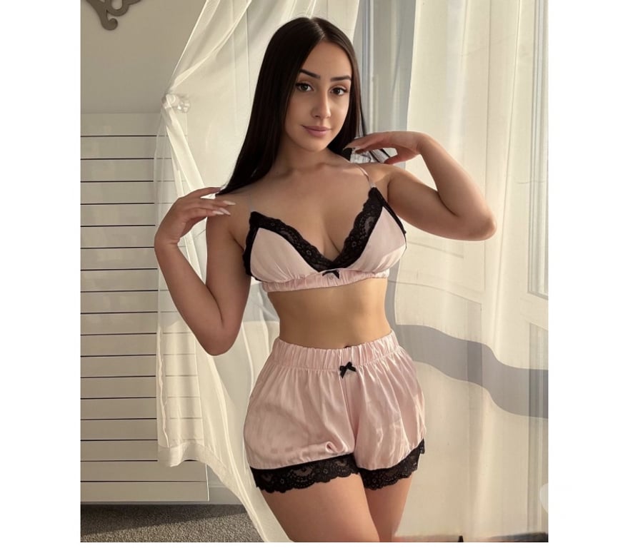 Escorts Essex Brentwood - Photos for I’M HERE FOR U🔥NO RUSH🥵VICK☎️ PARTY GIRL🍭