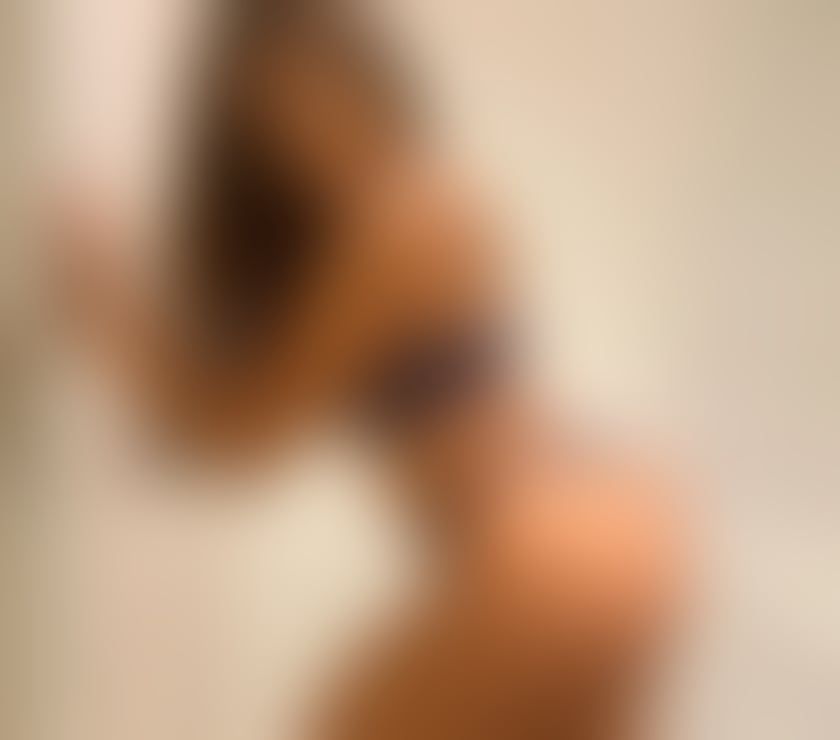 Escorts Greater Manchester Manchester - Photos for COLOMBIAN 💦💦 EXTRAS AVAIABLE 💦💦