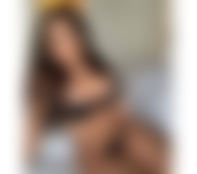 Escorts Greater Manchester Manchester - Photos for COLOMBIAN 💦💦 EXTRAS AVAIABLE 💦💦