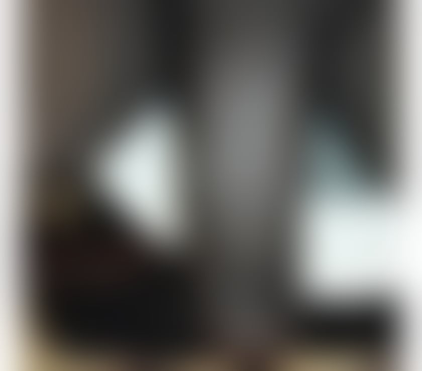 adult personals Isleworth Hounslow - Photos for Big black guy looking for discreet female for meet up.