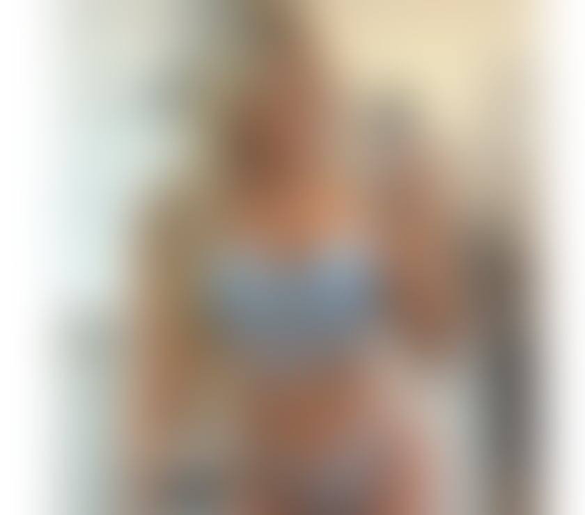 AYLLA BLONDE GIRL 🩷🇧🇷🥂