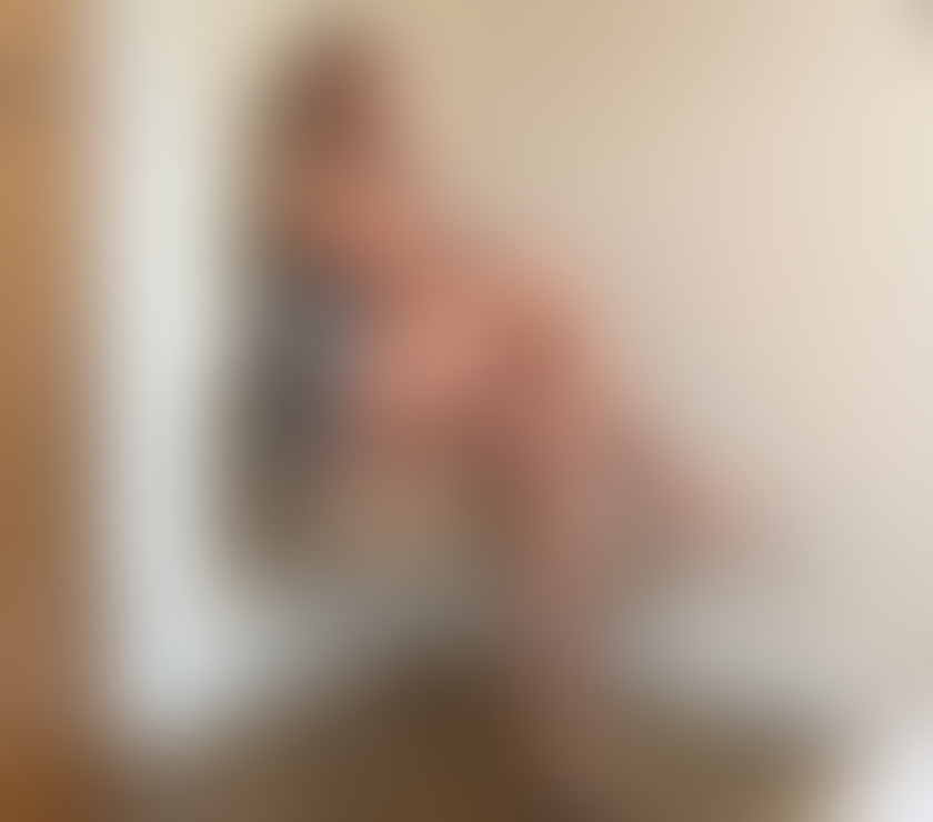 Escorts East Sussex Wealden - Photos for Laury milf party Colombian girl ! 🥳