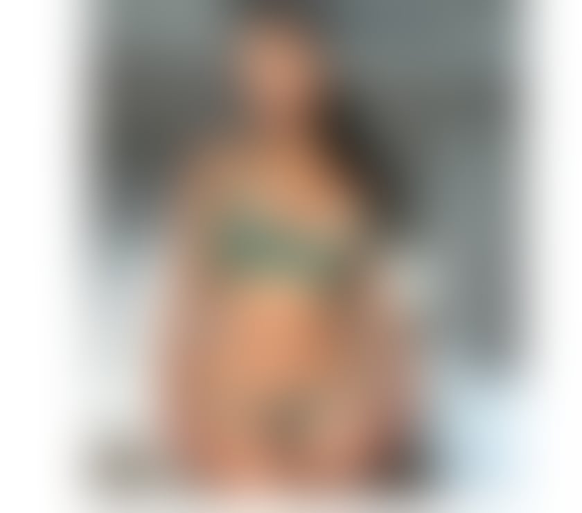 Escorts South East London Woolwich - South East London - Photos for Real Pics! Solange🔥OwO and A-levels 🔥 PARTYGIRL 🎉