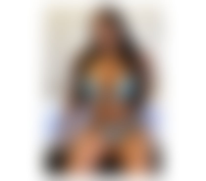  Escorts Sheffield City Centre Sheffield - Photos for LUCY BIG ASS 🍑 PARTY GIRL 👸 🇧🇷