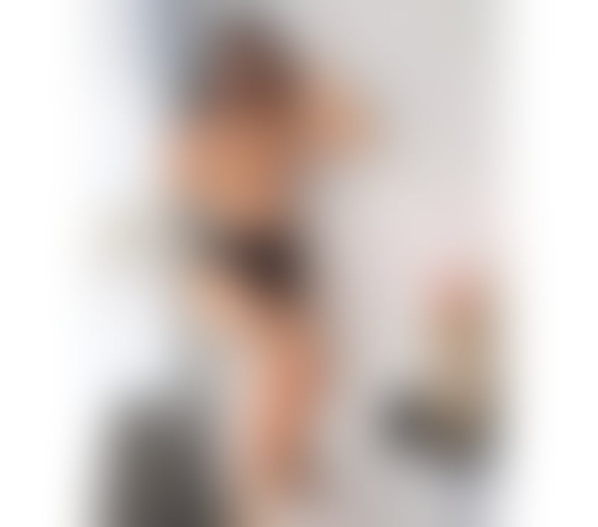 Escorts West Yorkshire Leeds - Photos for Hi îm now Girls massage owo party