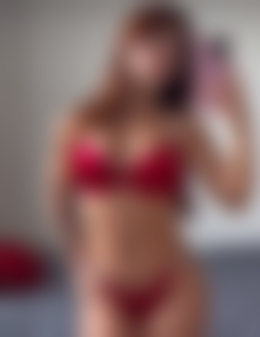 Escorts Gloucestershire Cheltenham - 