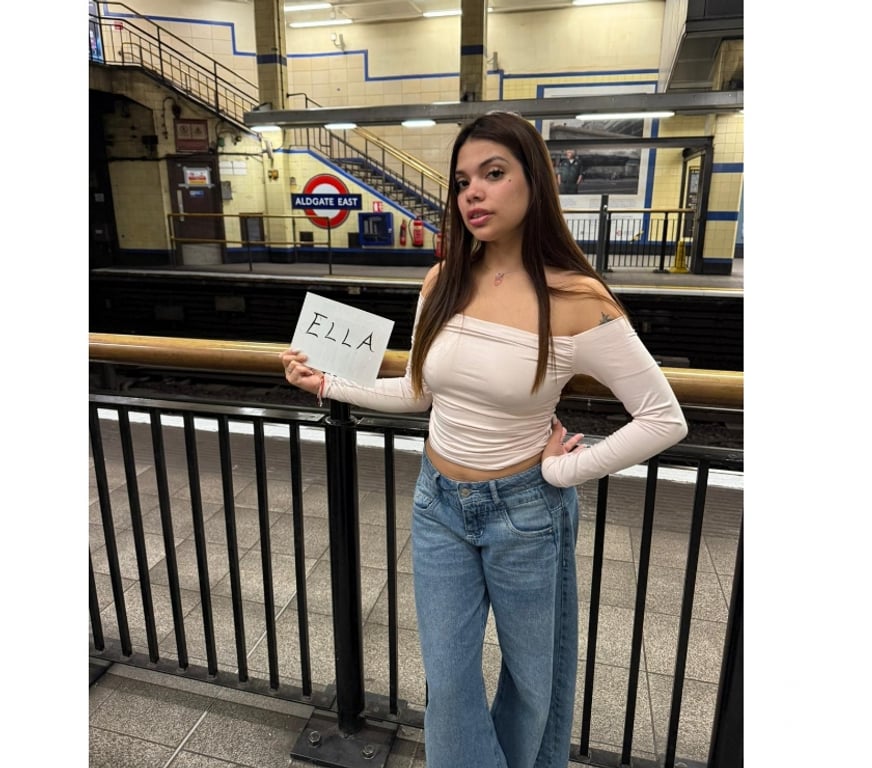 Escorts East London Aldgate East - East London - Photos for 🌹 Sexy Slim Beauty ~ Elegant, Sensual & Fun