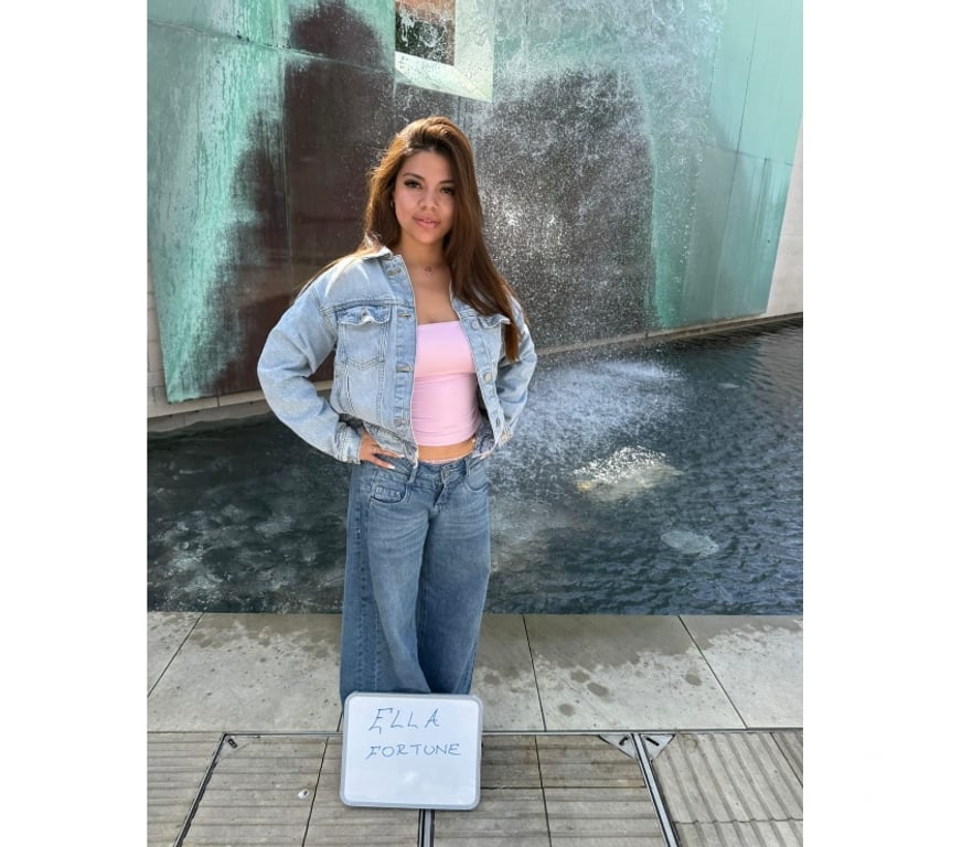 Escorts East London Aldgate East - East London - Photos for 🌹 Sexy Slim Beauty ~ Elegant, Sensual & Fun
