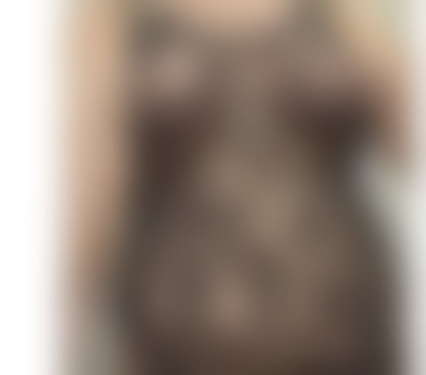 MATURE BLONDE ENGLISH ESCORT