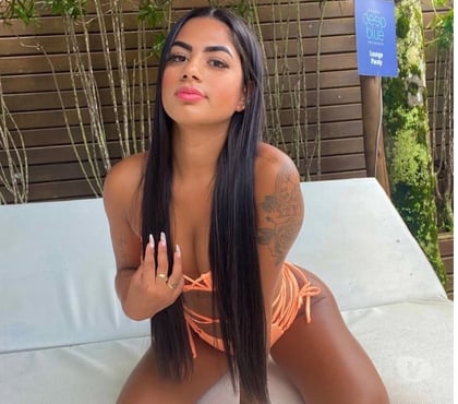 Escorts Sheffield City Centre Sheffield - Photos for Brazilian brunette party girl 🔥🥳