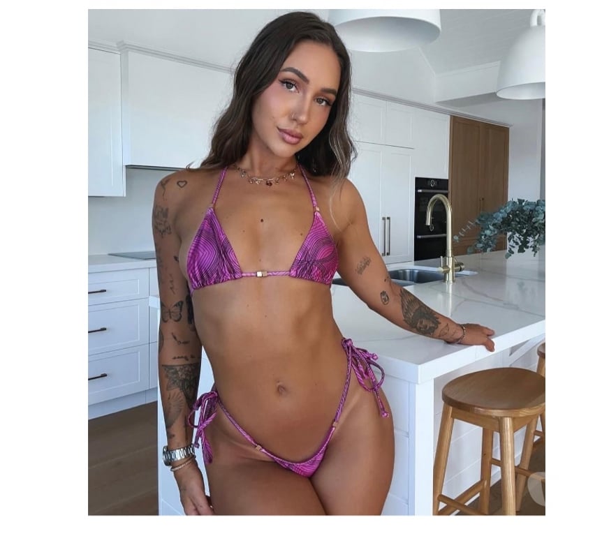 Escorts Bristol Baptist Mills - Bristol - Photos for Mel Hot Brazilian Beauty – Sensual & Discreet in Bristol