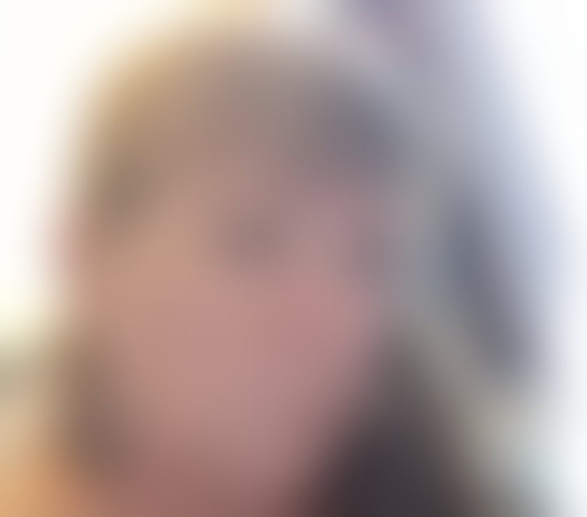 Escorts Lancashire Blackpool - Photos for Fun loving MATURE BRUNETTE