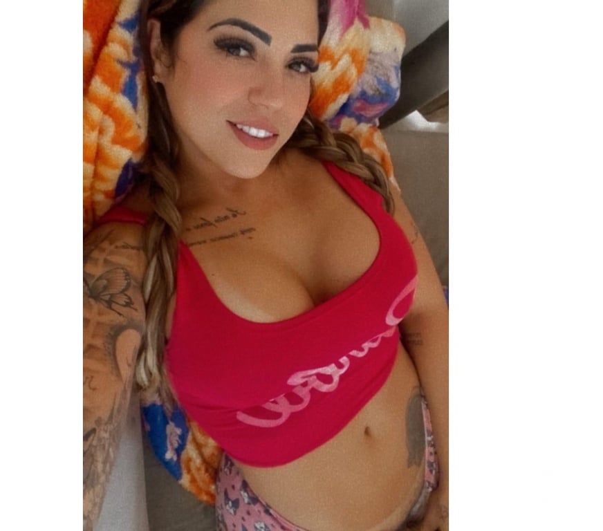 Escorts Surrey Woking - Photos for 🔥🔥 HOT ❣️ DUDA👅 OWO FETISH 🍒PARTY GIRL