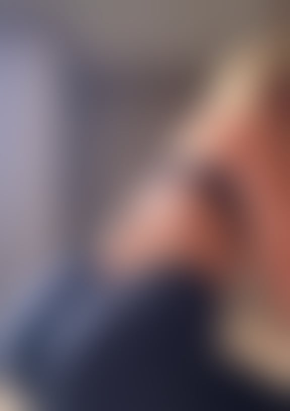 Escorts Surrey Woking - 