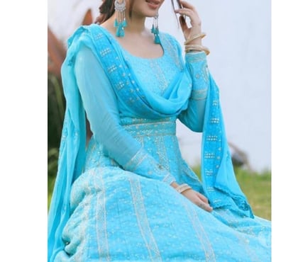 Escorts Mile End Station East London - Photos for Pakistani new girl work late night Mile End Upton Park