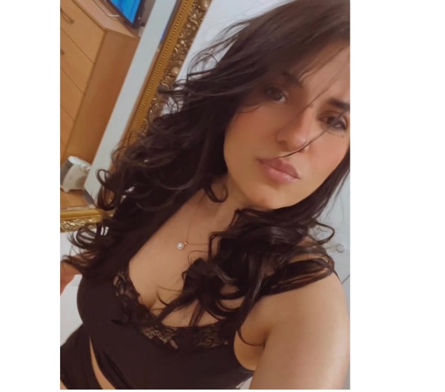 Escorts North West London Cricklewood - North West London - Photos for Maya Lovett Brazilian girl hot 🔥