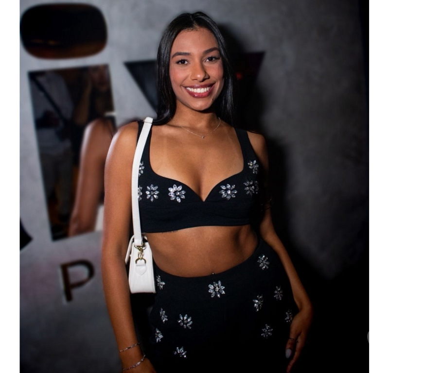 Escorts Glasgow Glasgow City Centre - Glasgow - Photos for Angel Bella Beautiful Brazilian 🇧🇷
