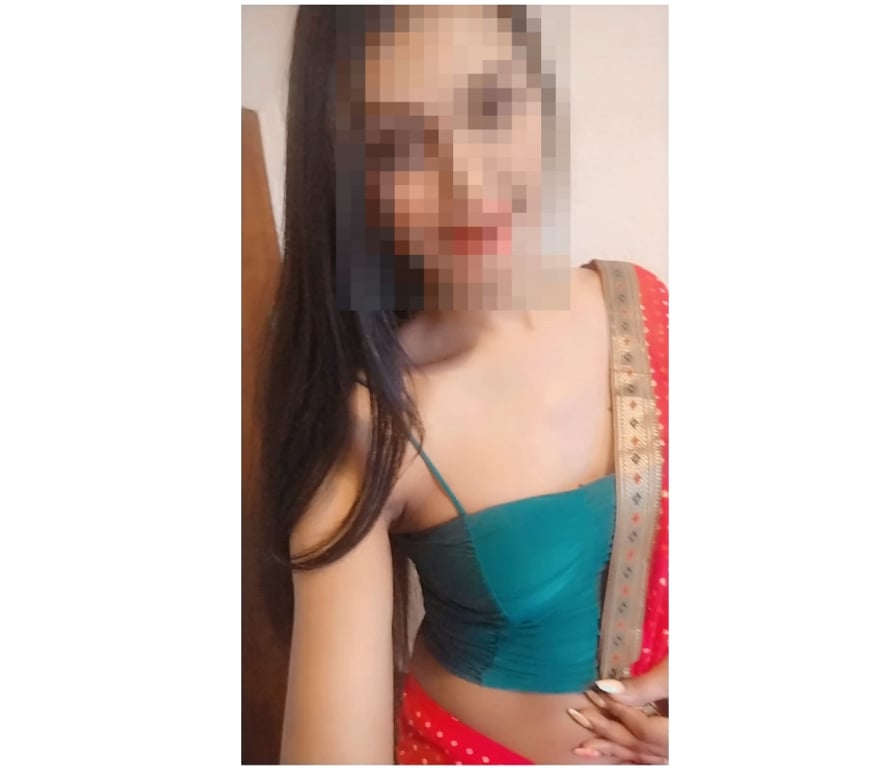 Escorts Greater Manchester Oldham - Photos for Hi I'm swarthy, South Indian Tamil girl.