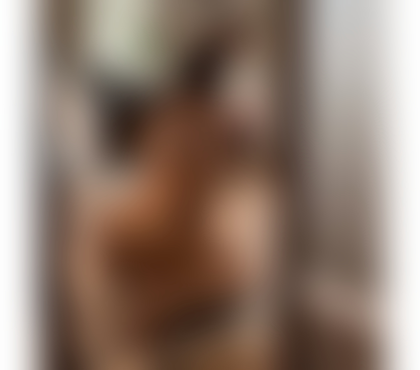 Escorts East London Canning Town - East London - Photos for Brazilian Hottie (extras) Party girl