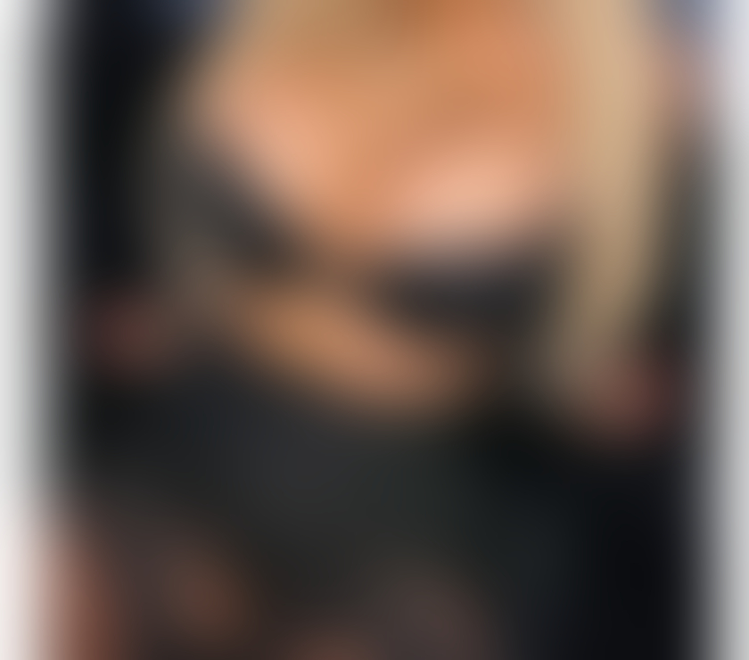 Escorts and Massages Norwich Over The Water Norwich - Photos for 😈KAROL❌ PARTY ⛔️DOMINATRIX 😈LATEX