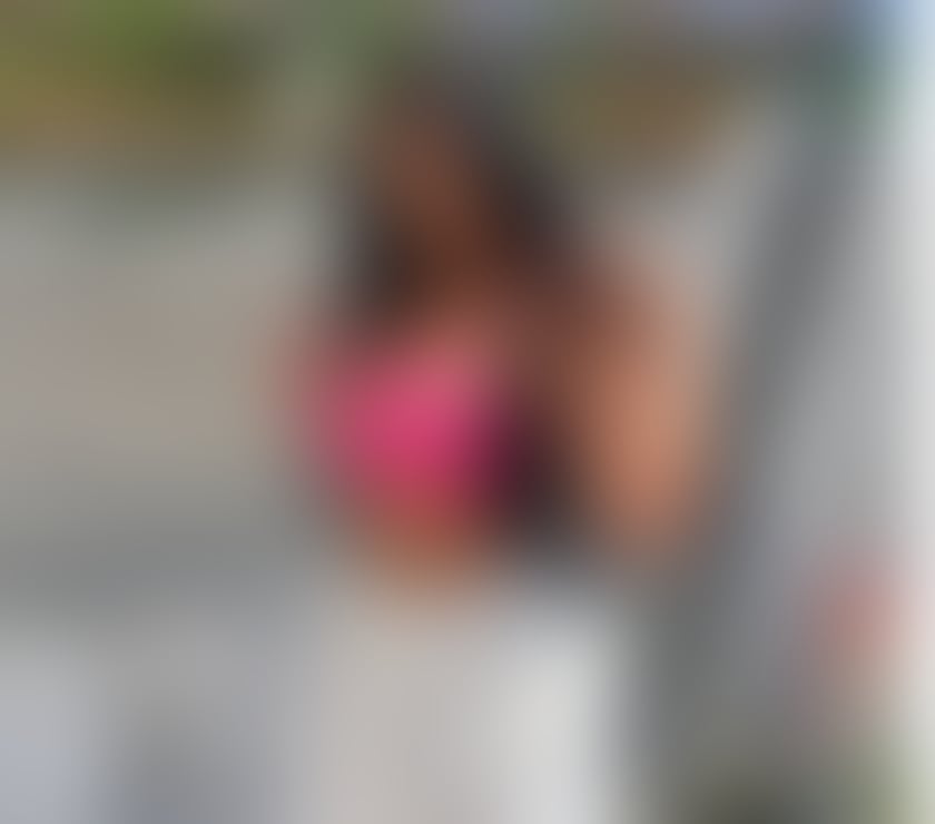 Amira new in town party 🥳🎉 girls only outcoll