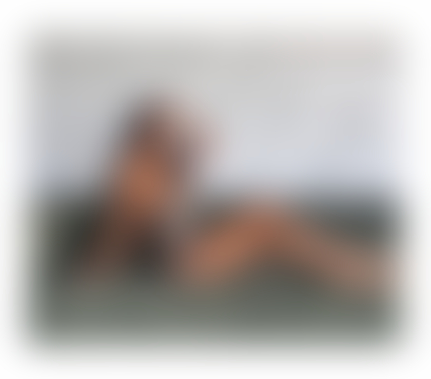 Escorts Derbyshire Derby - Photos for Amira new in town party 🥳🎉 girls only outcoll