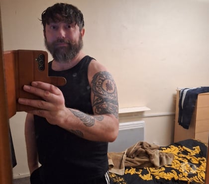 adult personals Aston (Stafford) Stafford - Photos for Looking for women who want to have fun