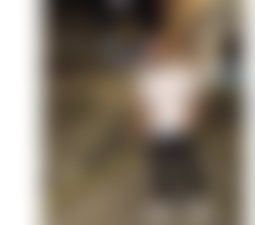 Adult Dating Edgware Road West London - Photos for Elegance & Seriousness looking to Connect with Refined Peo