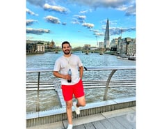 Elegance & Seriousness looking to Connect with Refined Peo
