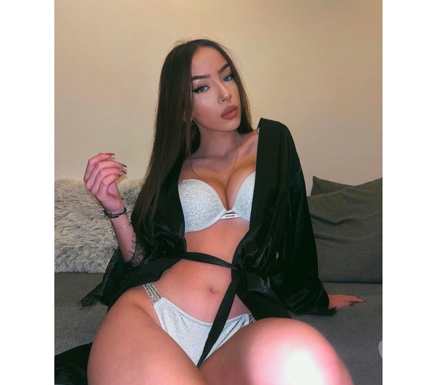 Escorts North West London Camden - Photos for REBBECA 🌹 SEXY BRUNETTE ✅ PARTY GIRL NEW IN TOWN