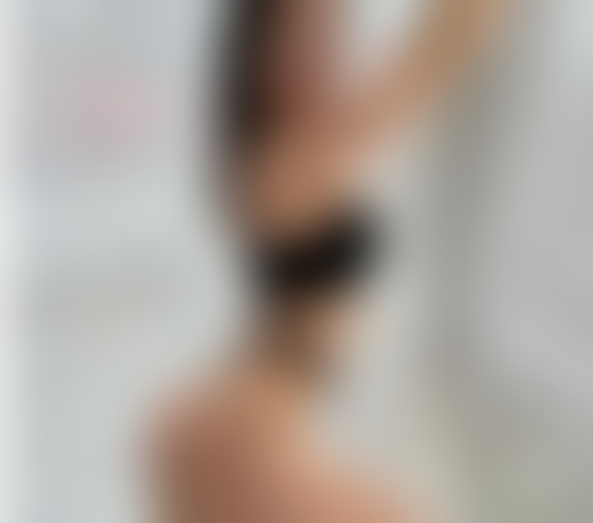 Escort Exeter City Centre Exeter - Photos for New in town Bia party girl outcall and incall