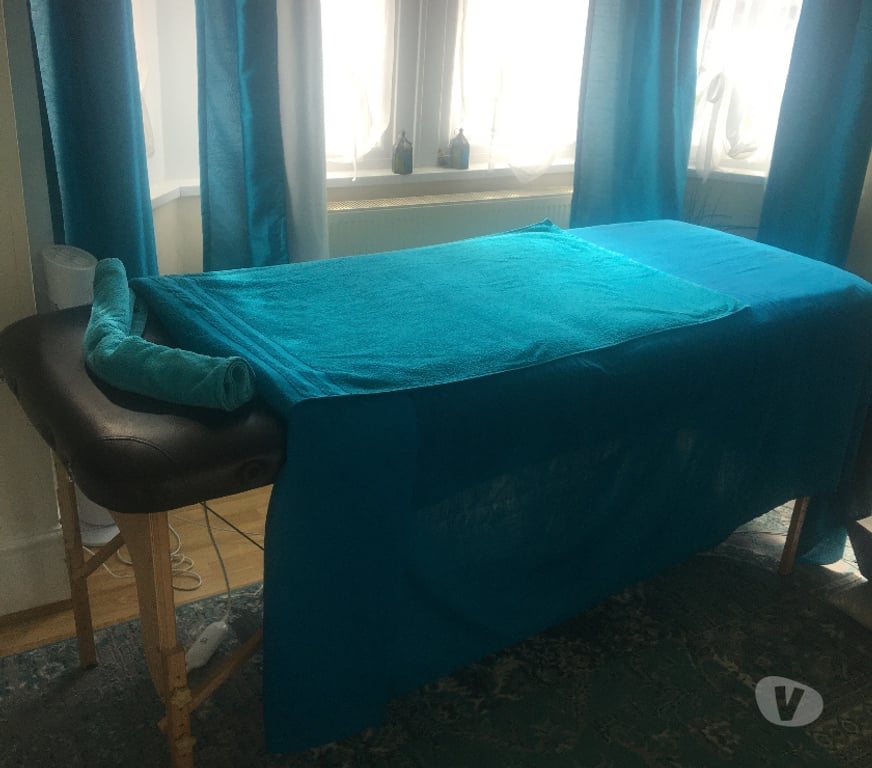 Full body massage Essex Southend-on-Sea - Photos for ESSEX SS0 NON SMOKERS ONLY FOOT PEDICURES BODY SCRUBS