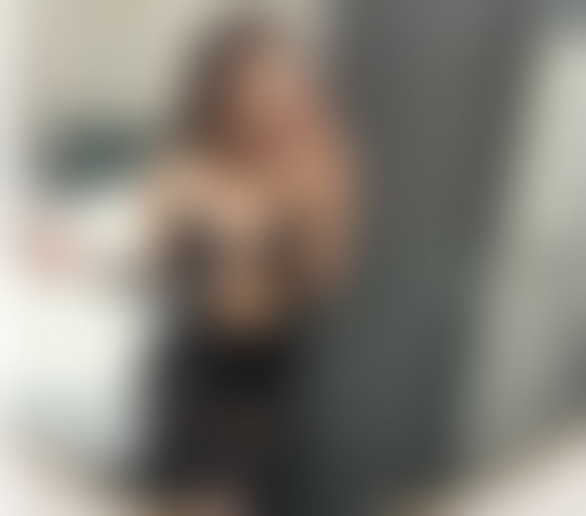 Any hot 🔥 big ass