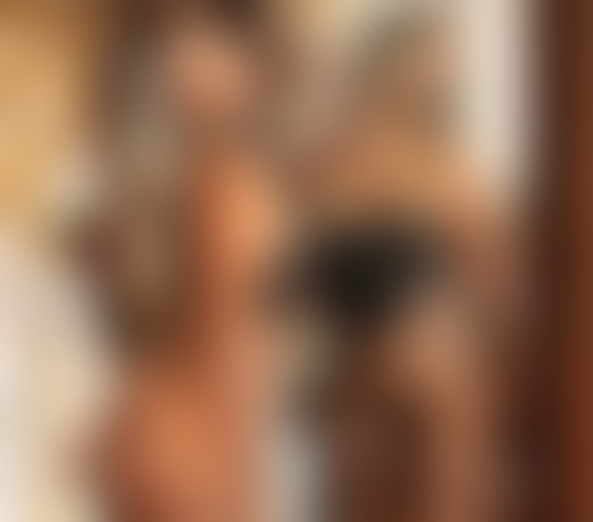 Escorts London Gatwick Airport Crawley - Photos for 🔝 NEW IN TOWN🥂EMILY PARTY GIRL