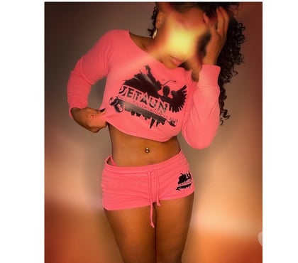  Escorts & Erotic Massage Edmonton North London - Photos for 🔥🔥♥️NAUGHTY KIARAH BUSTY GIRL🔥♥️♥️