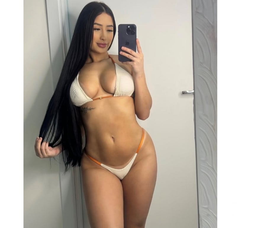 Escorts Derbyshire Derby - Photos for Brazilian brunette party girl 🔥🥳