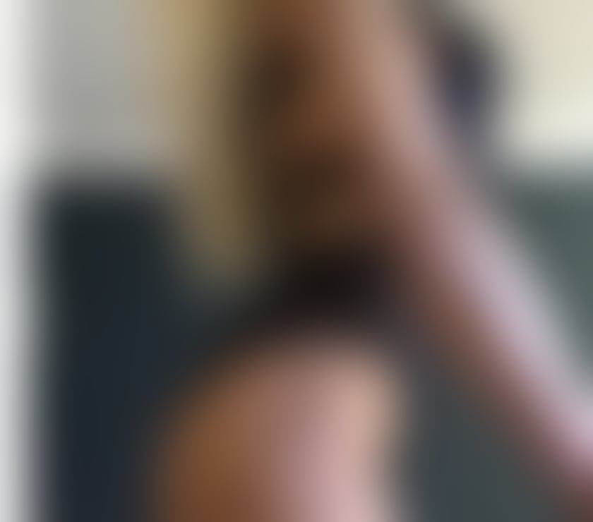 Escorts North Yorkshire Scarborough - North Yorkshire - Photos for Merry Town Centre