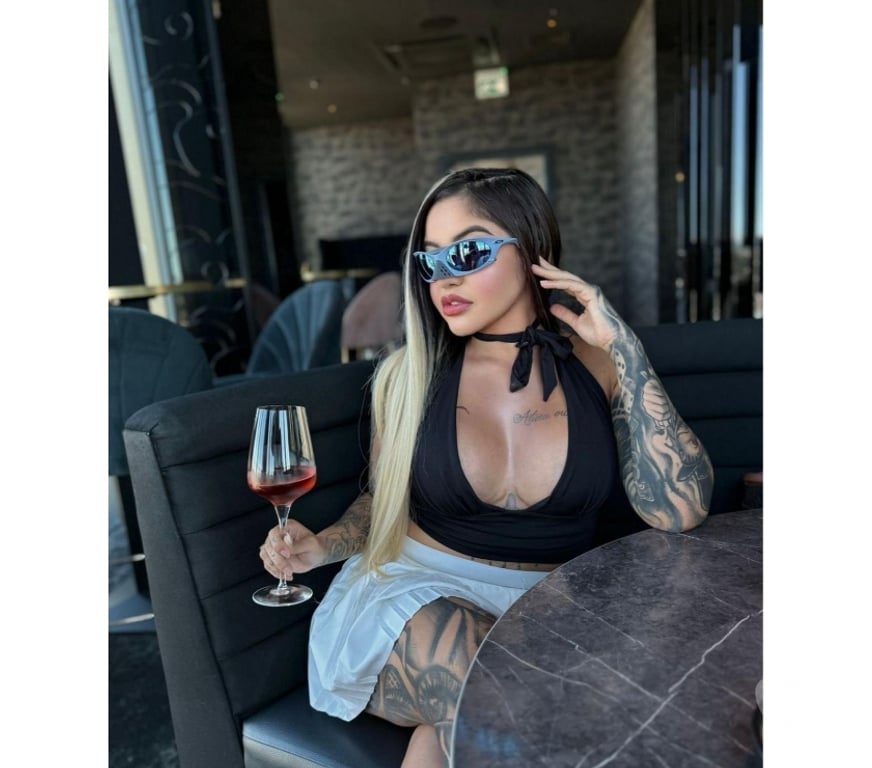 Escorts West Midlands Birmingham - Photos for β HIGHCLASS π§π· PERFECT PARTY GIRL π§π·