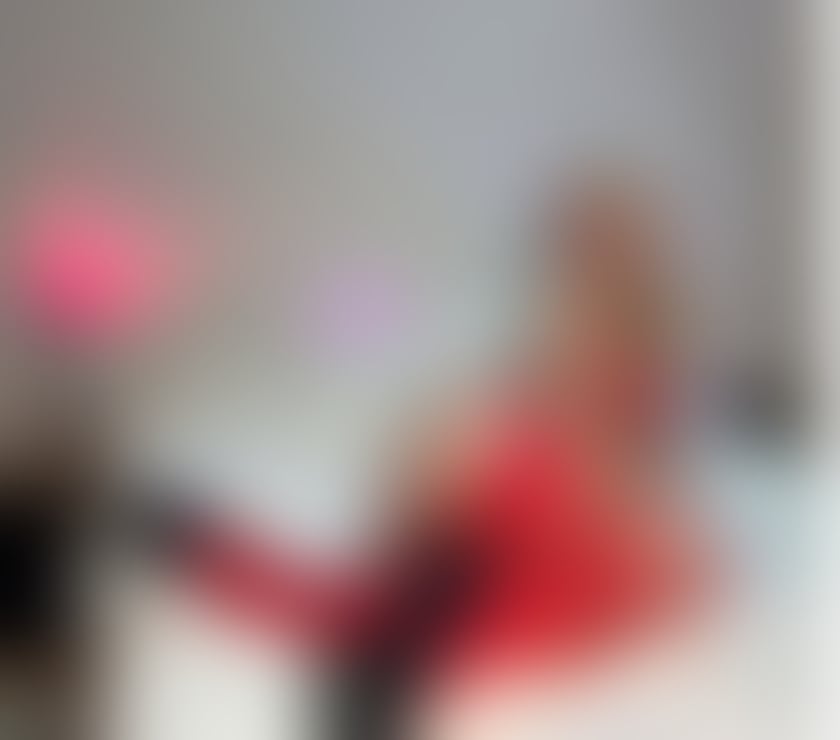 Escorts Leicestershire Harborough - Photos for BLONDE CURVY WOMAN-BUSTY-PERFECT