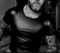 tailored sessions from an experienced pleasure provider