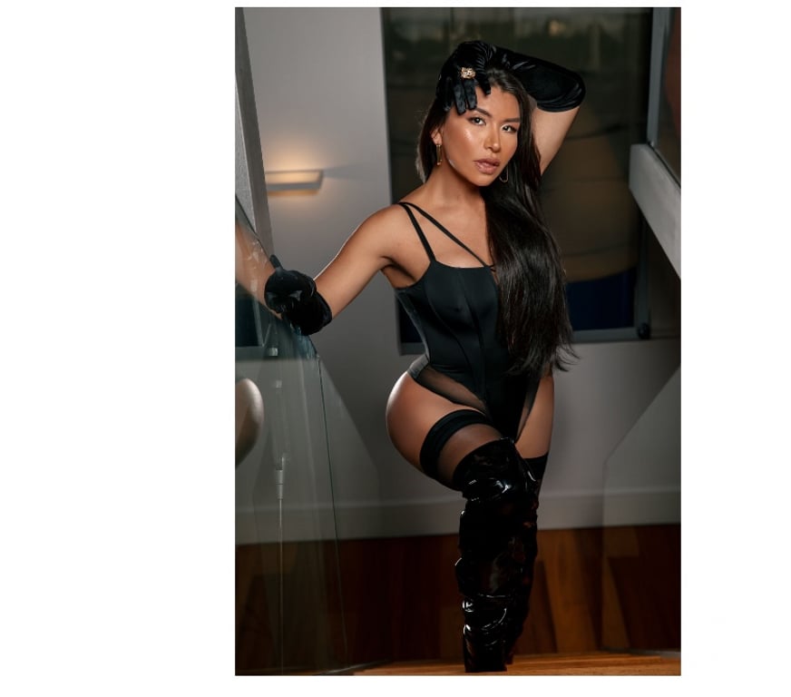 Escorts West Midlands Birmingham - Photos for LUCY TS COLOMBIANA PARTY GIRL 100% REAL