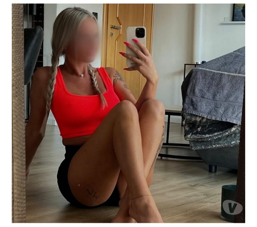 Escorts Surrey Guildford - Photos for Hi guys im Lena in Guildford xx