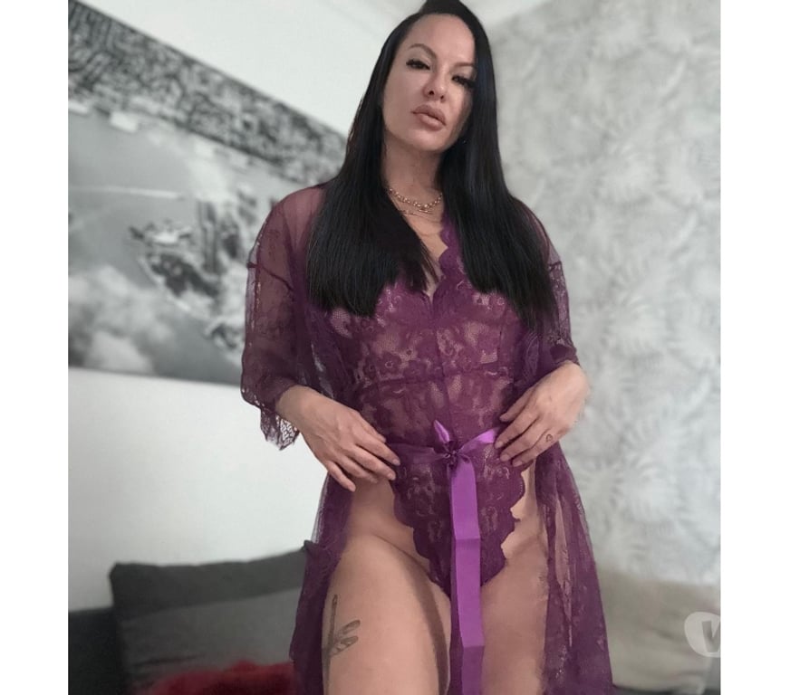 Escorts South East London Croydon - Photos for 🥳🍾PARTY GIRL CHANNEELL🍾🥳