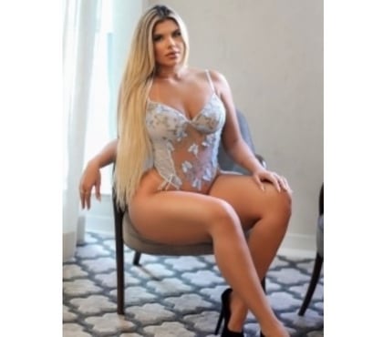Escorts and Massages Eastbourne Town Centre Eastbourne - Photos for Escape with a lovely 🥰blonde🔥💯Outcall only