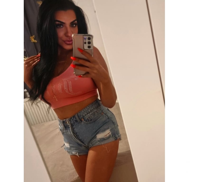 Escorts North West London Harrow - Photos for SEXY SWEET GIRL
