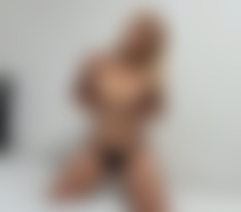 Escorts Kent Canterbury - Photos for Hi l new city Bety party nice service no rush 🎉🍫