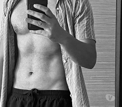 Escorts East Ham Station East London - Photos for Best escort services New Asian strong man new in town