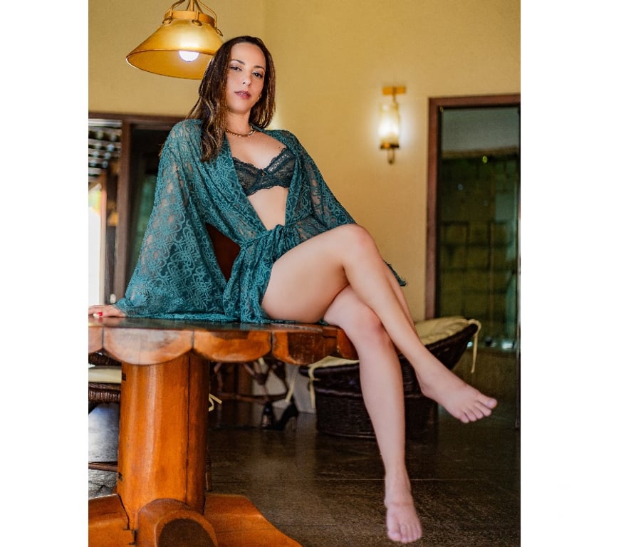 Escorts West Midlands Birmingham - Photos for Elena, Brazilian 🇧🇷 New in town, Party girl 🥂