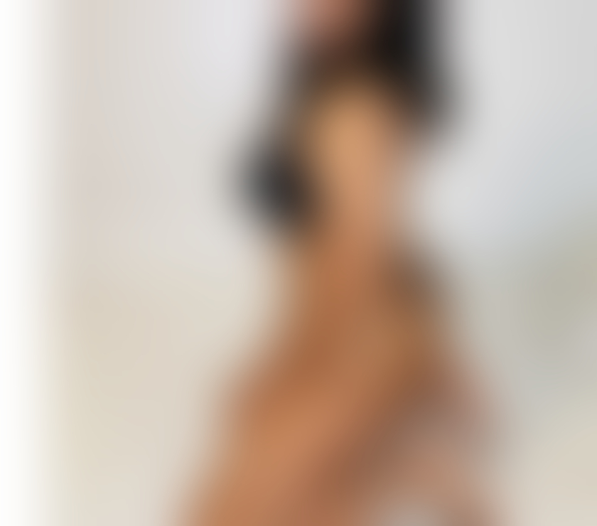 Escorts West Yorkshire Leeds - Photos for Best OWO 💦 Party girl