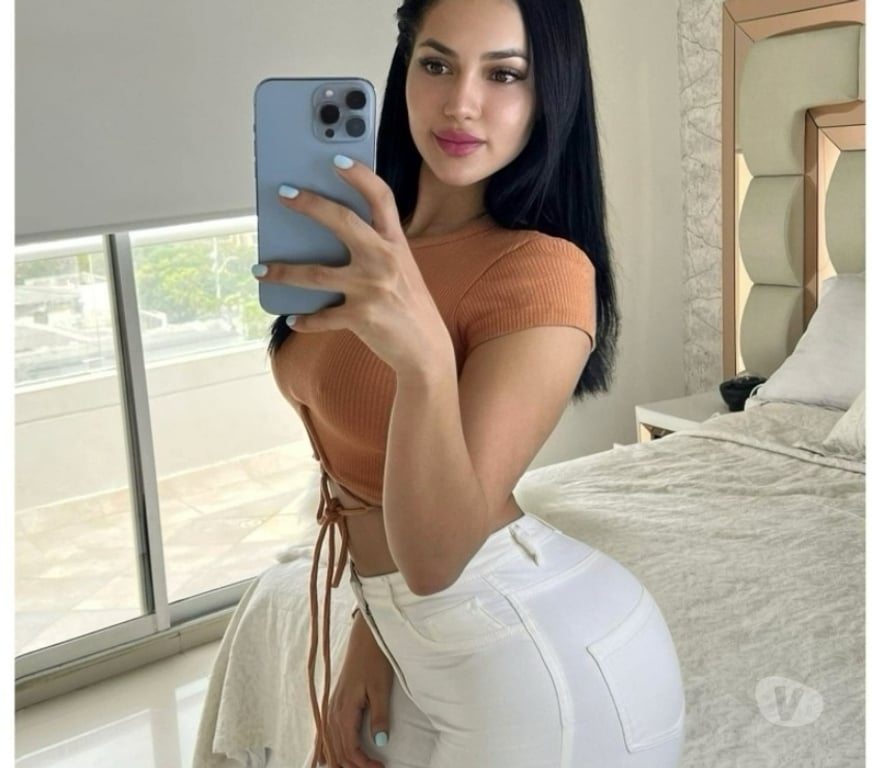 Escorts East London Redbridge - Photos for Karina Hot Party Girl back in London near Ilford Station